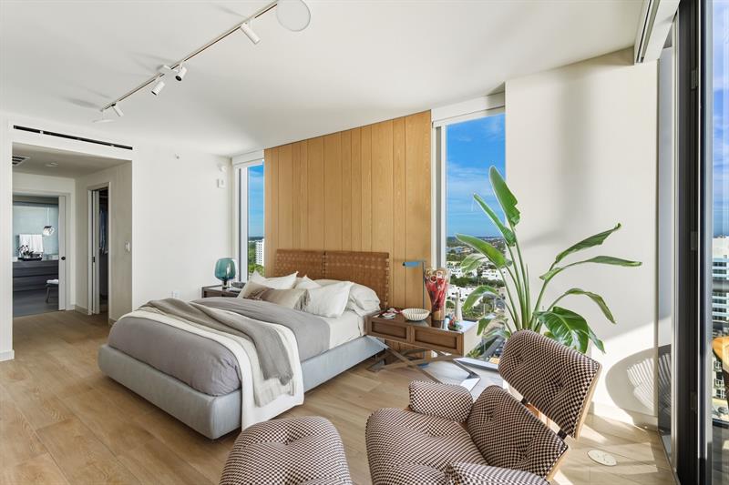 Image 19 of 69 For 1116 Ocean Blvd  1506