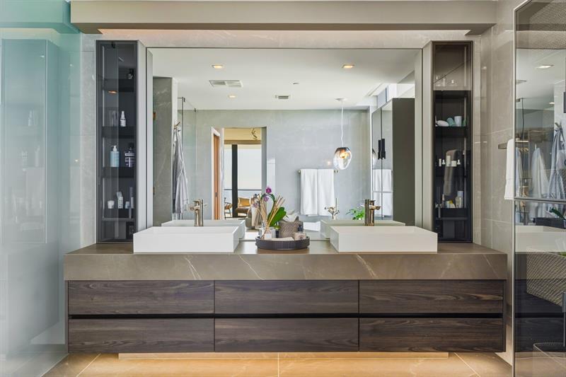 Image 22 of 69 For 1116 Ocean Blvd  1506