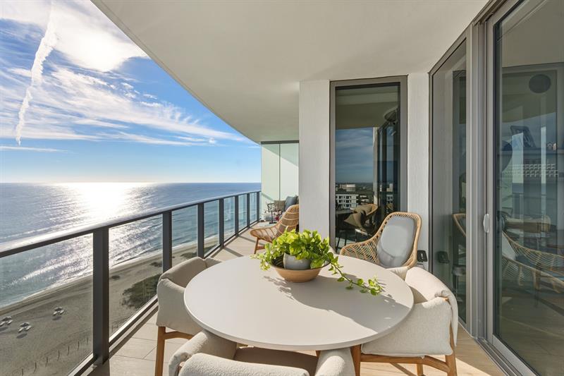 Image 26 of 69 For 1116 Ocean Blvd  1506