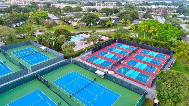 Image 9 of 32 For 2305 Lucaya Lane  D-2