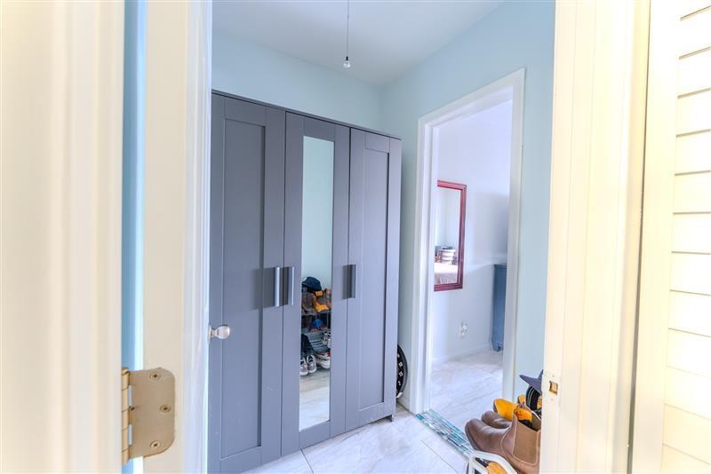 Image 11 of 18 For 6260 18th Ave  824