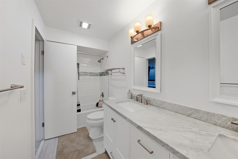 Image 21 of 29 For 5450 18th St