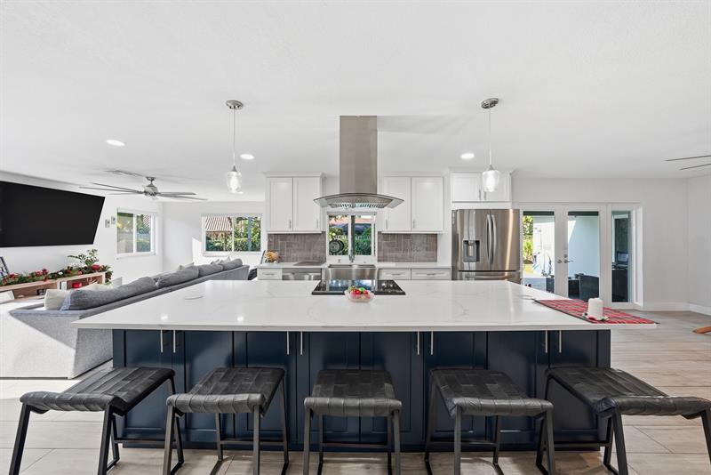 Image 4 of 29 For 5450 18th St