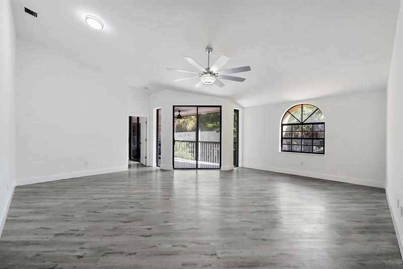 Image 6 of 27 For 5131 Europa Dr  I