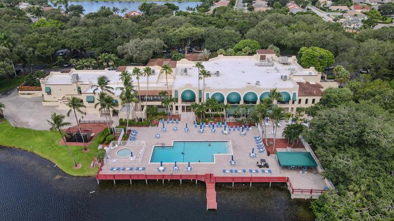 Image 18 of 20 For 9481 Evergreen Pl  103