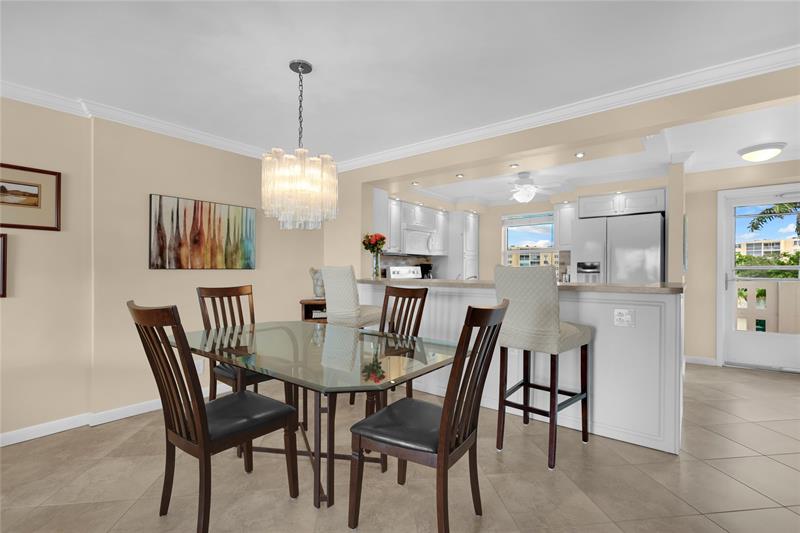 Image 11 of 21 For 321 3rd St  307