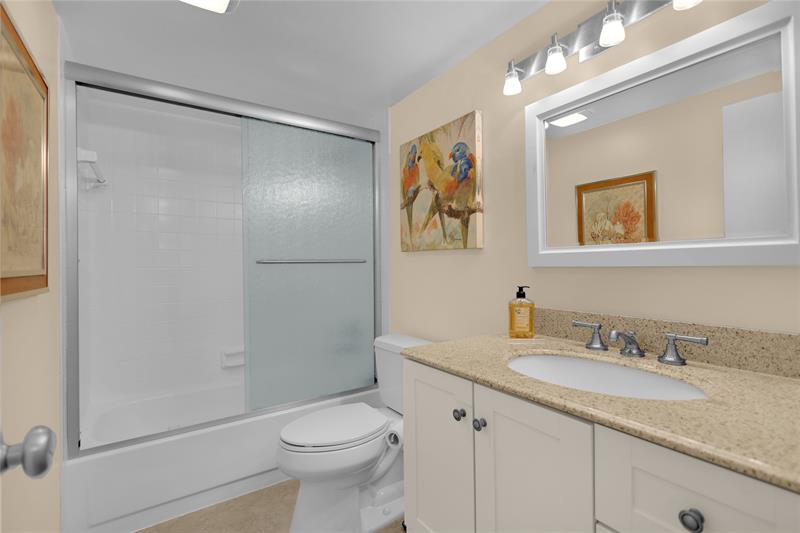 Image 16 of 21 For 321 3rd St  307