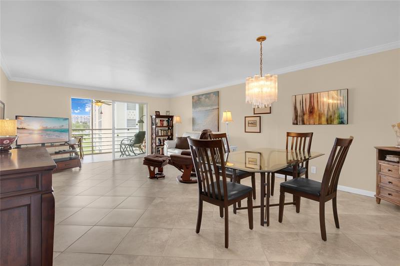 Image 7 of 21 For 321 3rd St  307