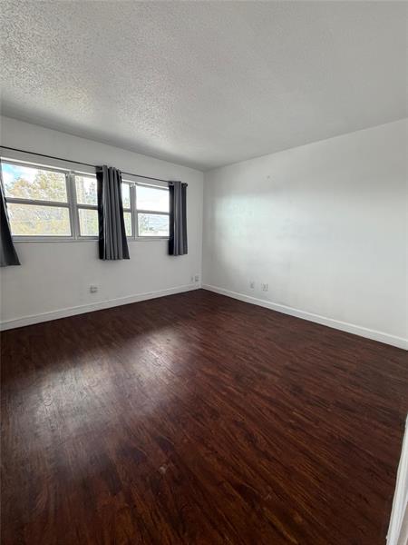 Image 8 of 11 For 5203 24th Ter  B-311