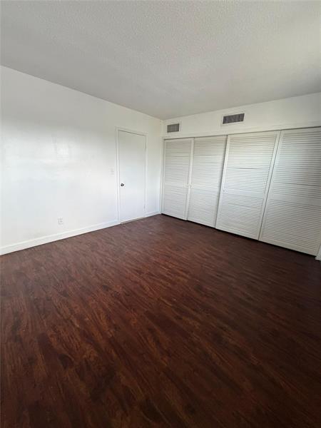 Image 9 of 11 For 5203 24th Ter  B-311