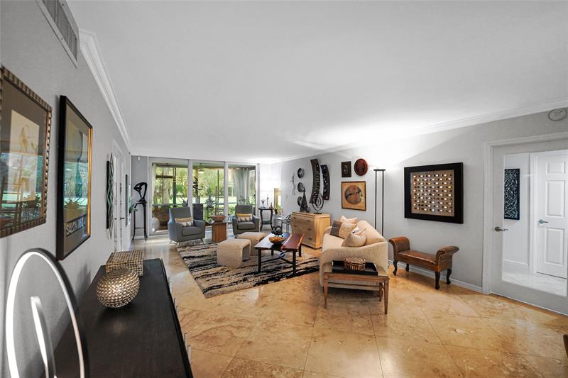 Image 28 of 74 For 933 Cypress Grove Dr 102