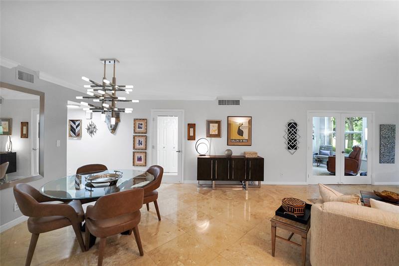 Image 31 of 74 For 933 Cypress Grove Dr 102