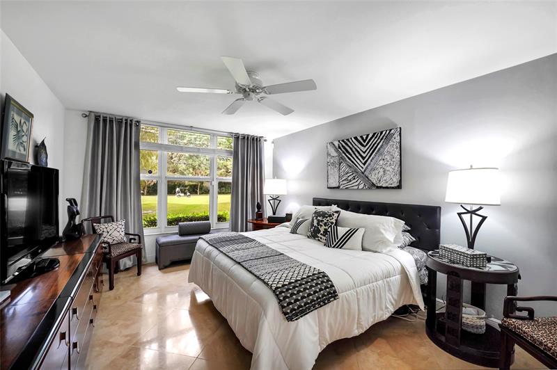 Image 4 of 74 For 933 Cypress Grove Dr 102