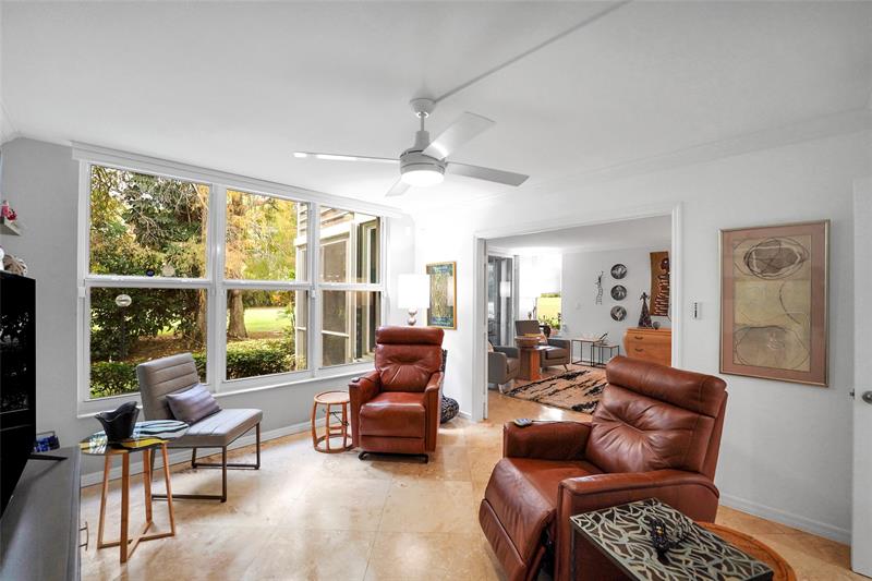 Image 41 of 74 For 933 Cypress Grove Dr 102