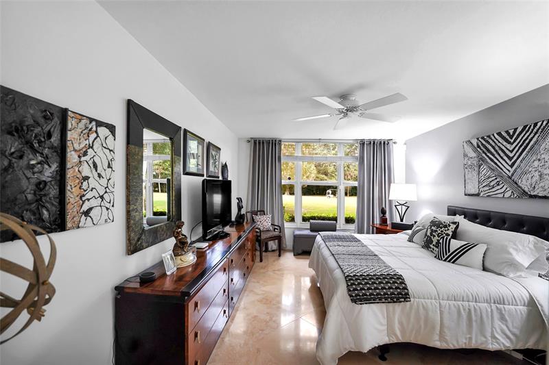 Image 49 of 74 For 933 Cypress Grove Dr 102