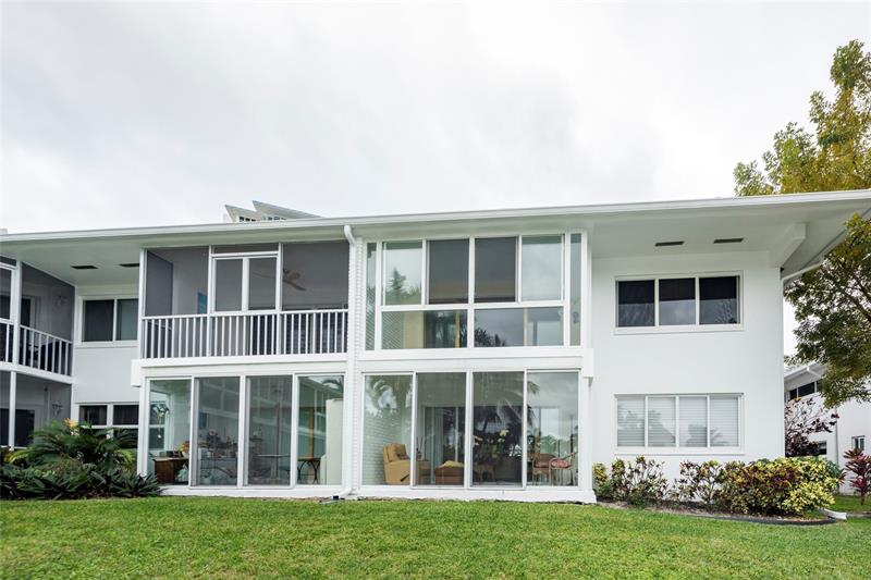 Image 11 of 29 For 3333 36th St 6