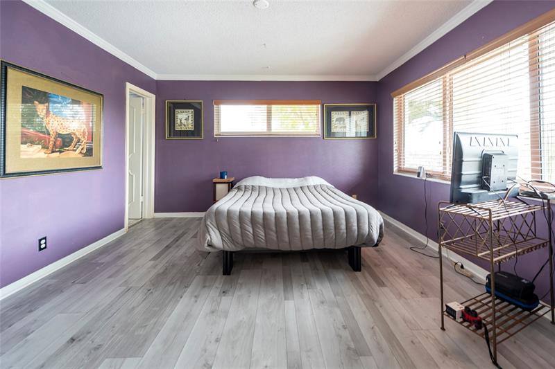 Image 13 of 29 For 3333 36th St 6