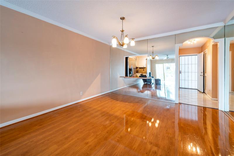 Image 22 of 29 For 3333 36th St 6