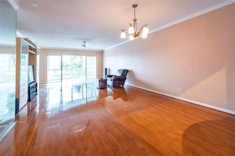 Image 24 of 29 For 3333 36th St 6