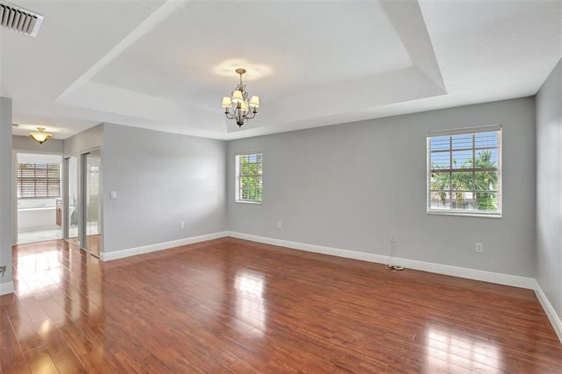 Image 14 of 25 For 2355 138th Dr