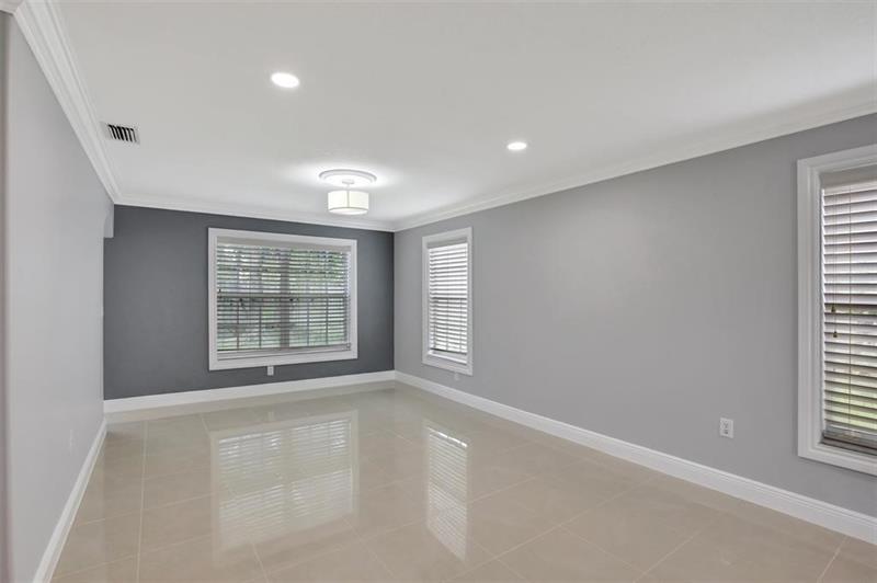 Image 6 of 25 For 2355 138th Dr