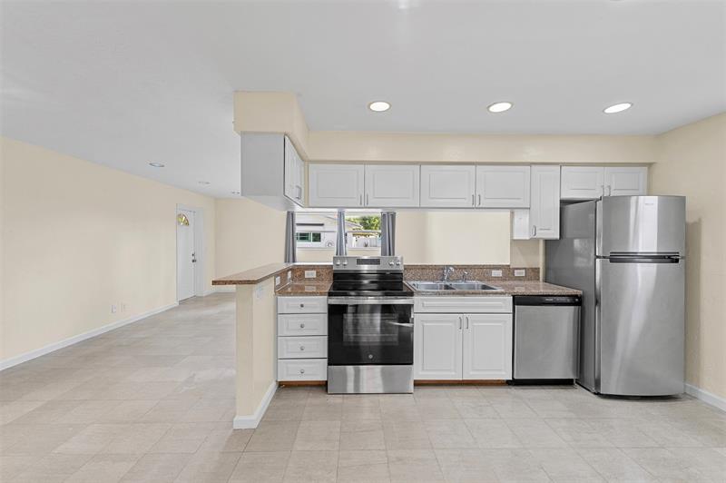 Image 9 of 19 For 758 13th Ct  7