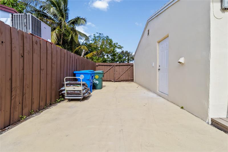 Image 30 of 30 For 500 61st Ct  