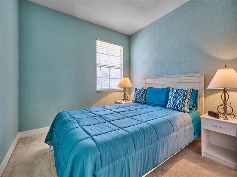 Image 24 of 35 For 917 18th Ave  N-a