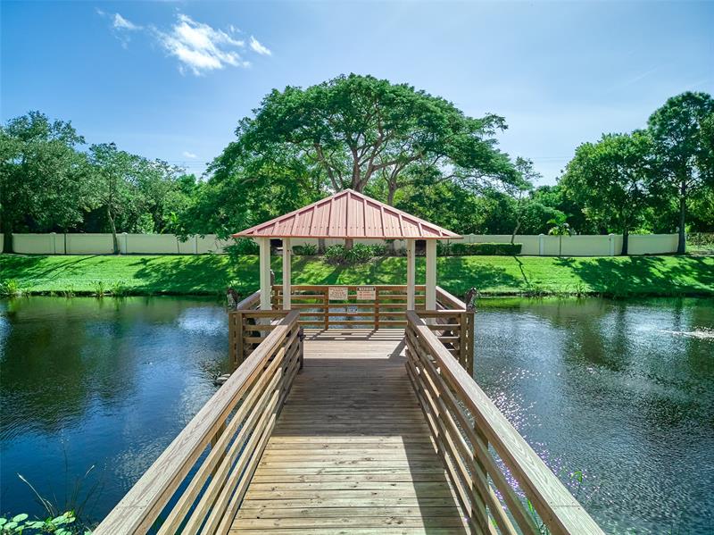 Image 32 of 35 For 917 18th Ave  N-a