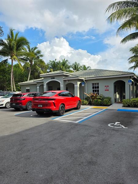 Image 34 of 35 For 917 18th Ave  N-a