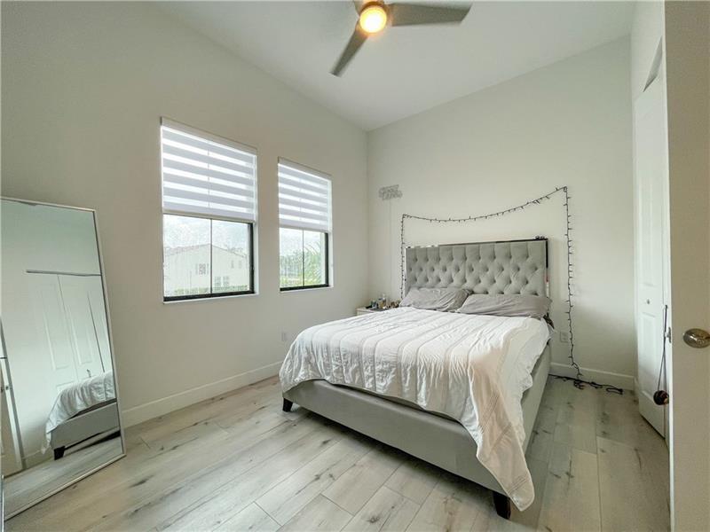 Image 31 of 55 For 12512 32 Mnr