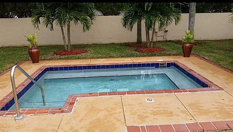 Image 6 of 44 For 18840 57th Ave  302