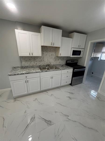 Image 3 of 18 For 268 41st St  