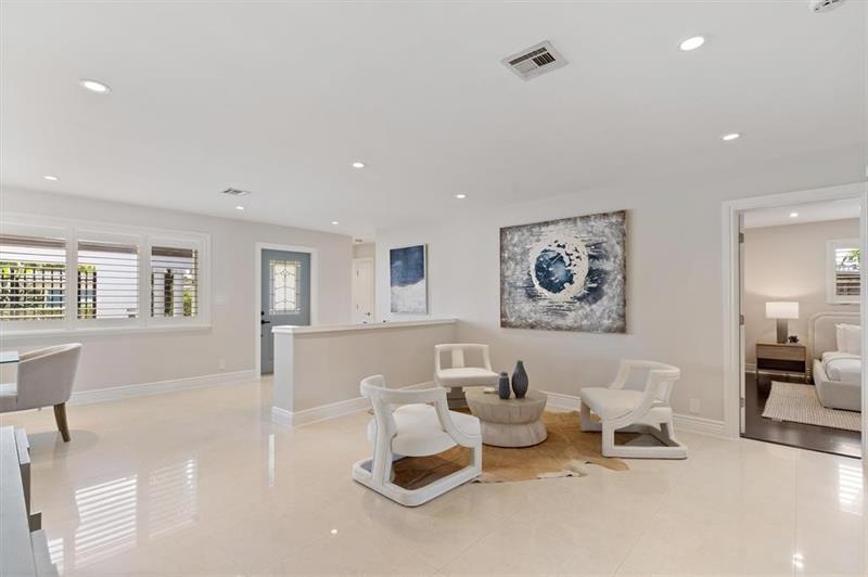 Image 14 of 46 For 5841 14th Terrace