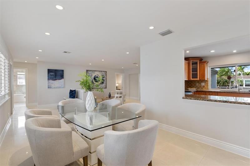 Image 19 of 46 For 5841 14th Terrace