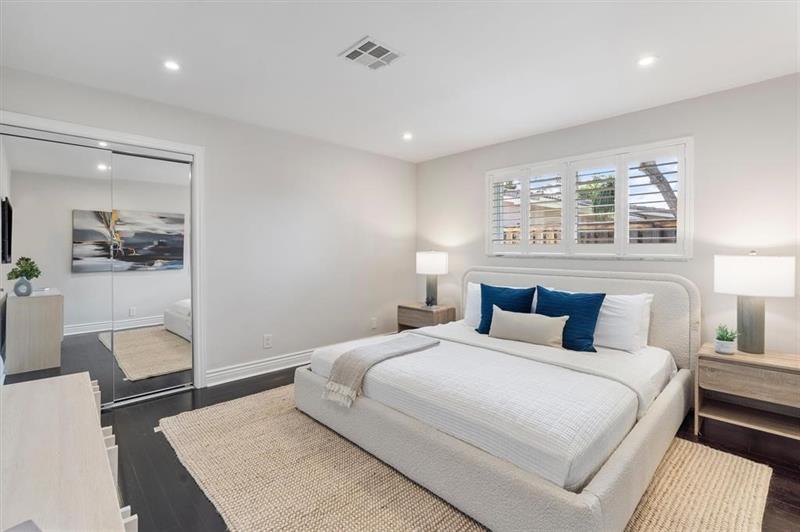 Image 23 of 46 For 5841 14th Terrace