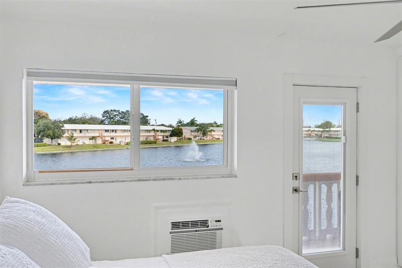 Image 22 of 53 For 901 11th Ave 16h