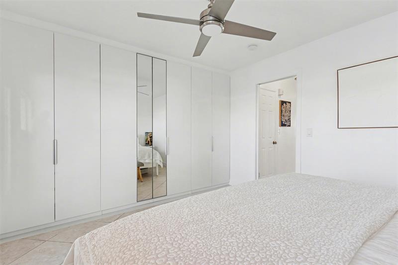 Image 25 of 53 For 901 11th Ave 16h