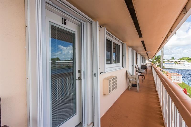 Image 27 of 53 For 901 11th Ave 16h