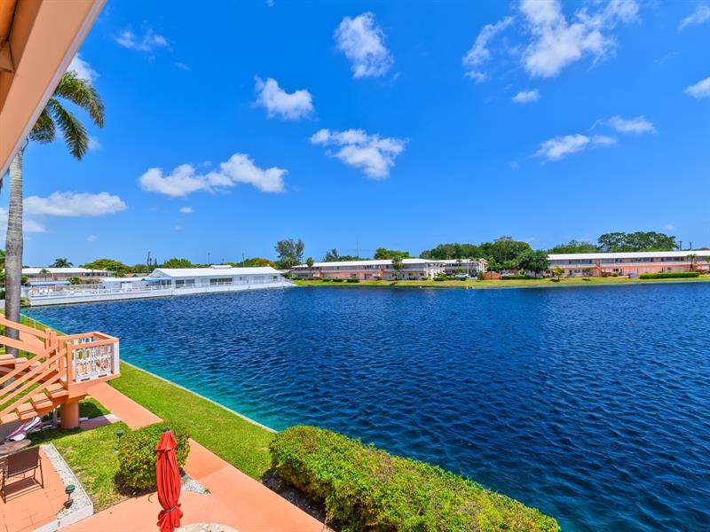 Image 29 of 53 For 901 11th Ave 16h