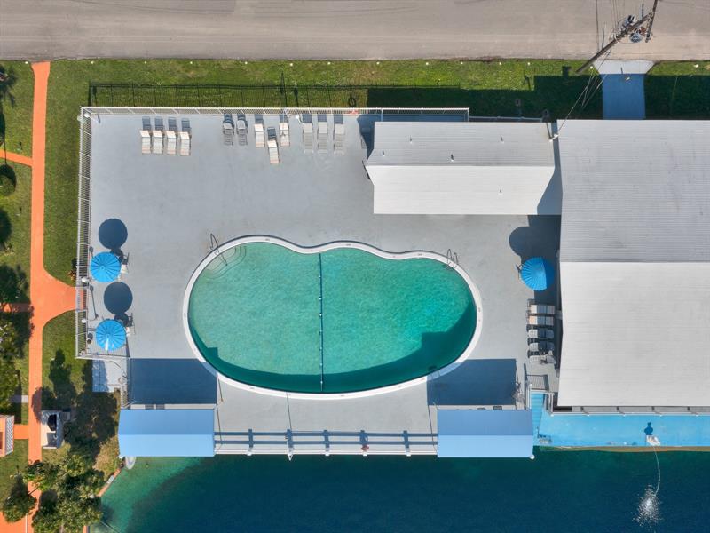 Image 37 of 53 For 901 11th Ave 16h