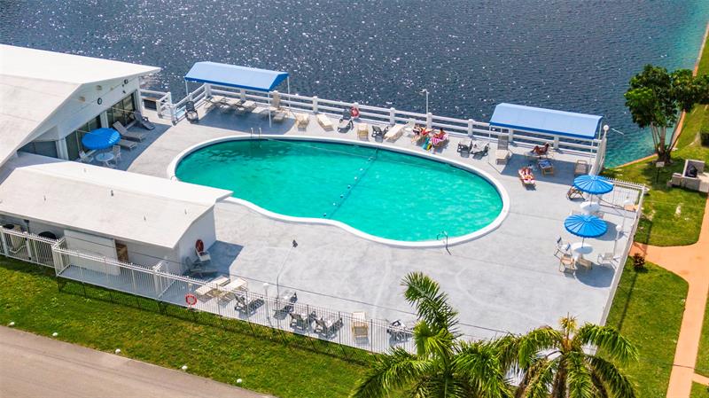 Image 38 of 53 For 901 11th Ave 16h