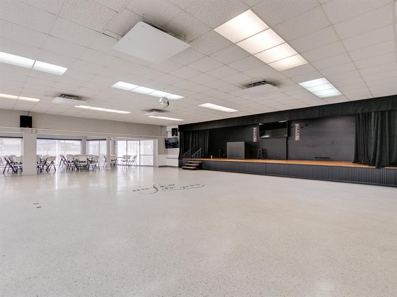 Image 41 of 53 For 901 11th Ave 16h