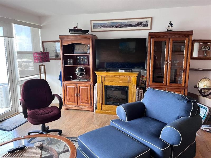 Image 17 of 35 For 3200 36th St  703