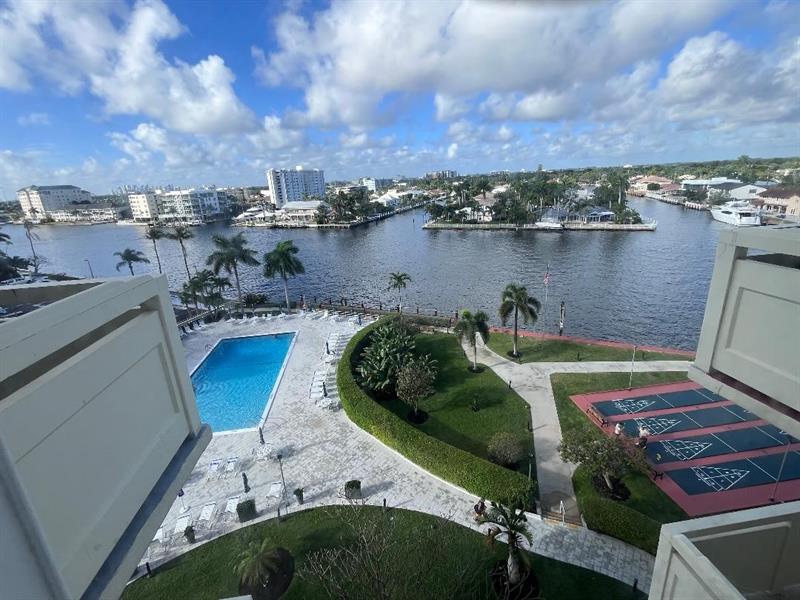 Image 20 of 35 For 3200 36th St  703