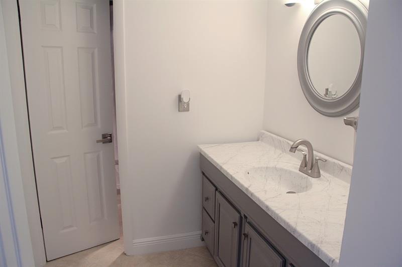 Image 8 of 12 For 11111 Biscayne Blvd  1901