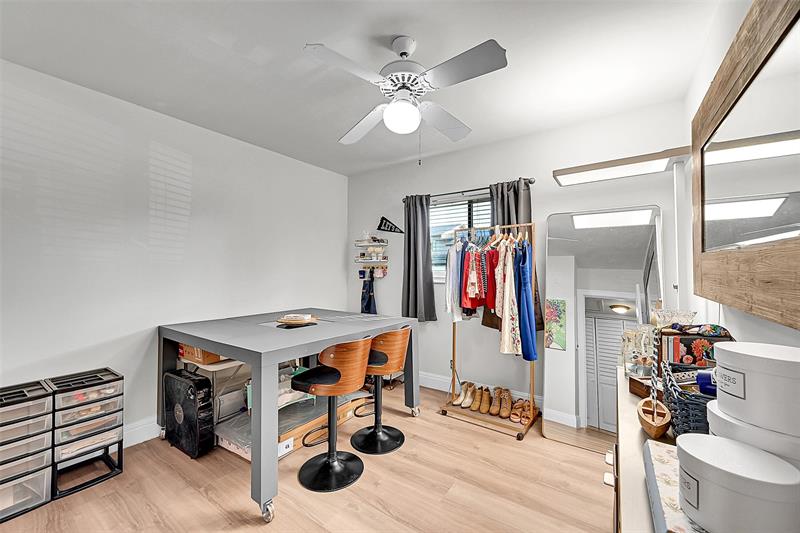 Image 6 of 19 For 2351 37th Ave