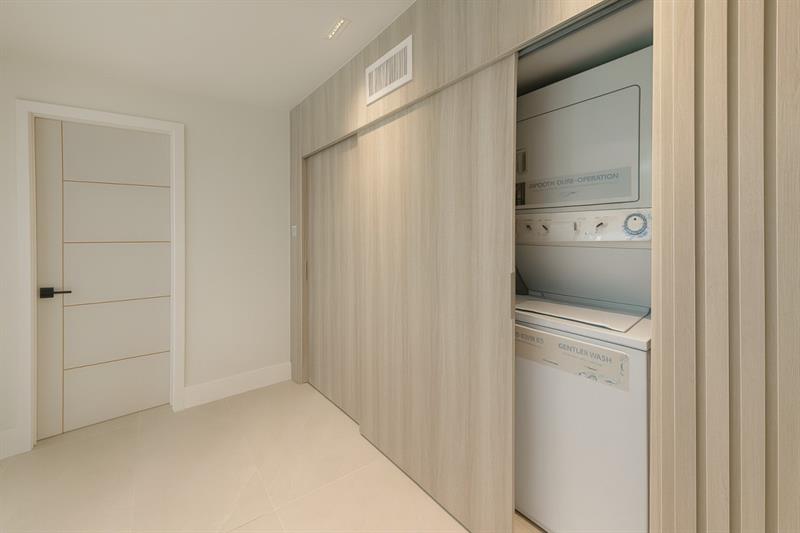 Image 10 of 12 For 4919 28th Ave