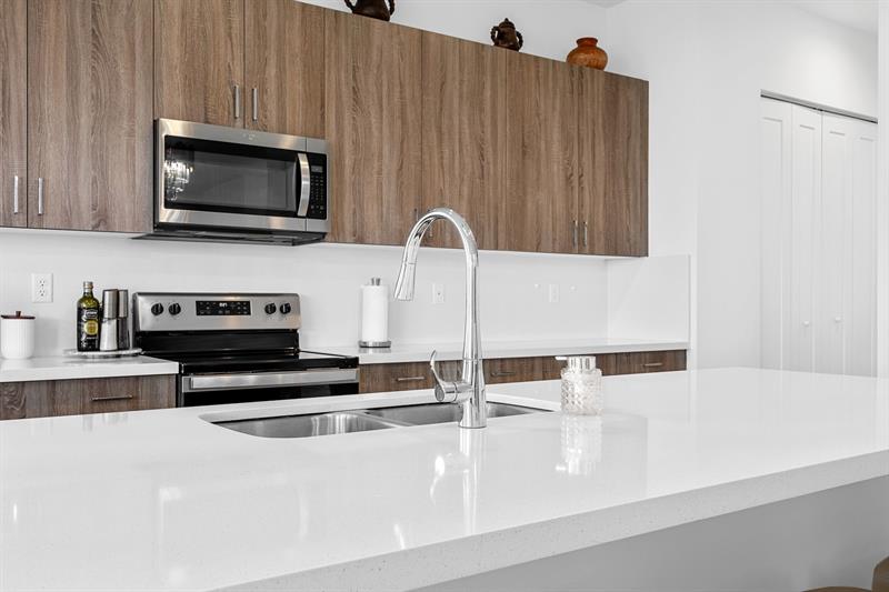 Image 18 of 49 For 5226 Nevola Ave