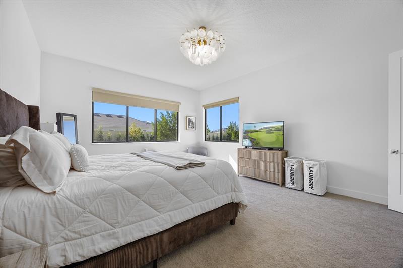 Image 25 of 49 For 5226 Nevola Ave